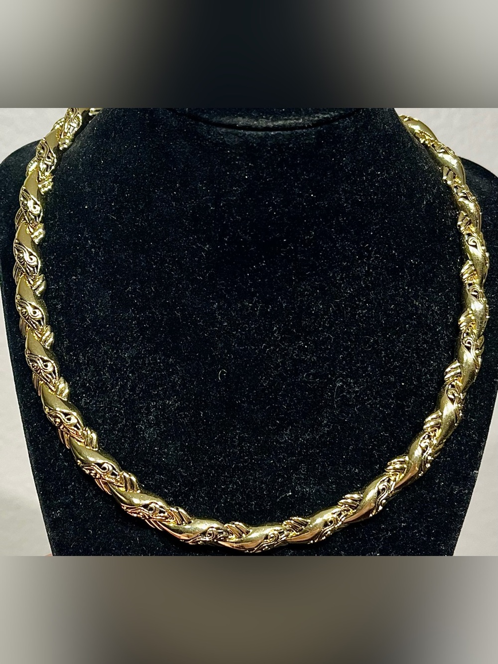 Vintage Gold-Tone Braided Link Necklace